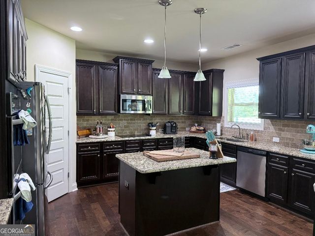 173 Lavender Way, Mcdonough, GA 30252
