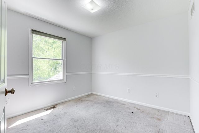 4074 Treebrook Drive, Hilliard, OH 43026