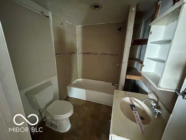 2701 N Gale Street, Indianapolis, IN 46218