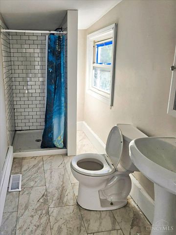 540 Grand Avenue, Cincinnati, OH 45205