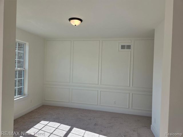 2021 Crested Butte Drive, White Lake, MI 48383