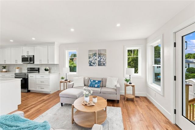 67 Harding Avenue, Johnston, RI 02919