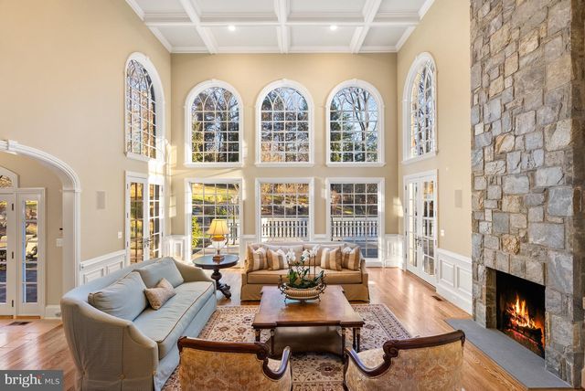 1221 MOTTROM DR, Mclean, VA 22101