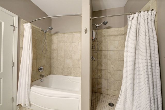 2591 W Towne Street, Ann Arbor, MI 48103