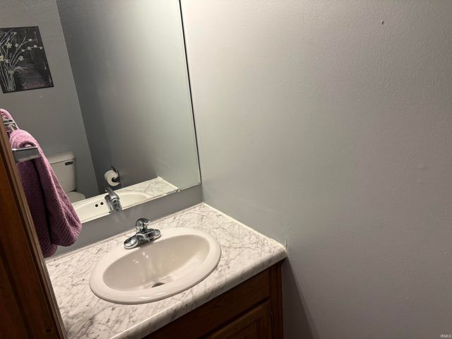 6831 Tree Top Trail, Fort Wayne, IN 46845