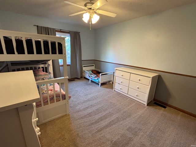 6831 Tree Top Trail, Fort Wayne, IN 46845