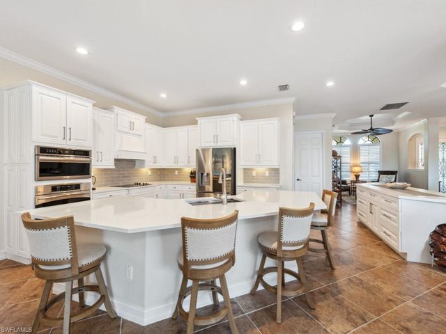 9430 Italia WAY, Naples, FL 34113