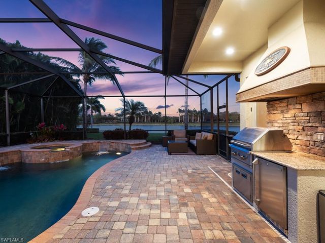 9430 Italia WAY, Naples, FL 34113