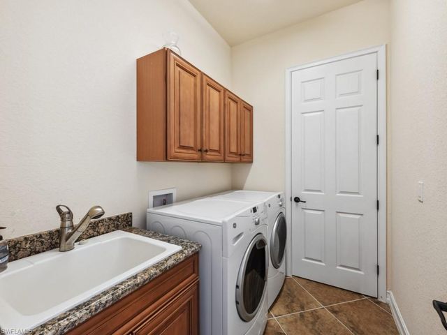 9430 Italia WAY, Naples, FL 34113