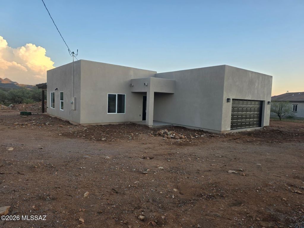 282 Via Italia, Rio Rico, AZ 85648