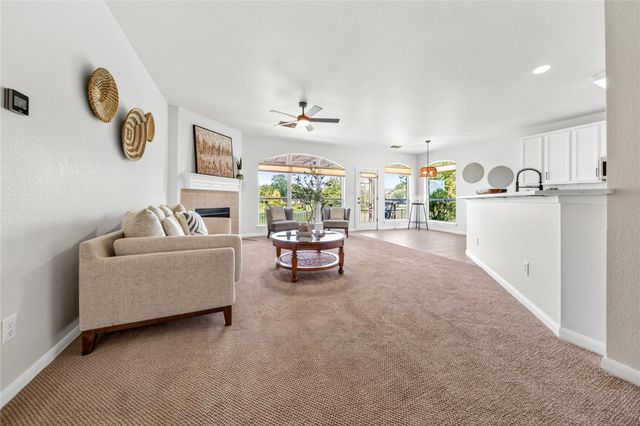 738 Bent Wood PL, Round Rock, TX 78665