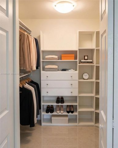 251 174th St 1517, Sunny Isles Beach, FL 33160