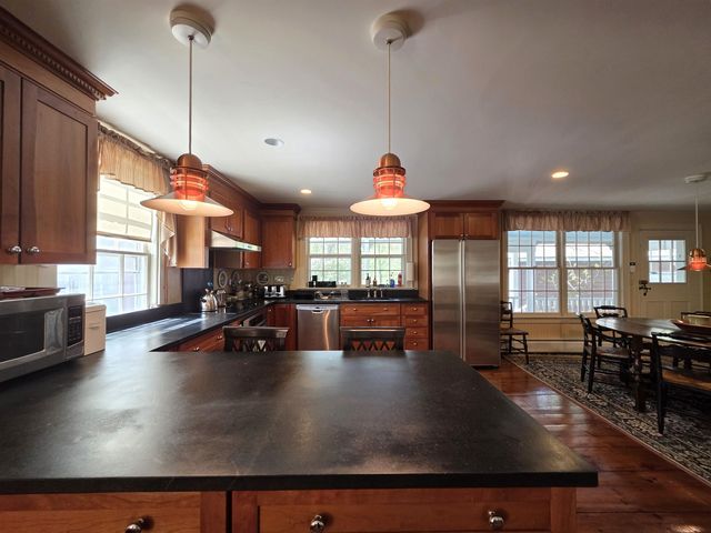 54 Main Street, Grafton, VT 05146