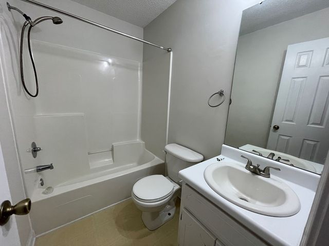 170 Commons Dr, Enterprise, AL 36330