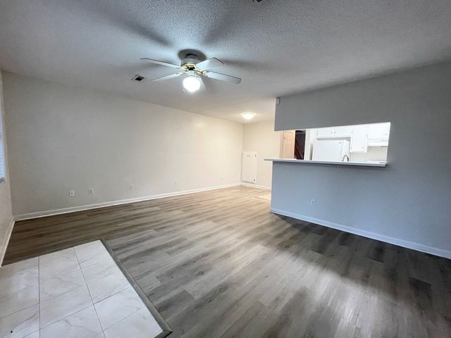 170 Commons Dr, Enterprise, AL 36330