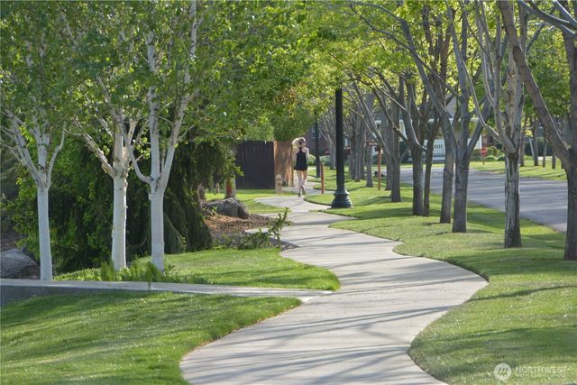 711 SE Swainson Lane, College Place, WA 99324