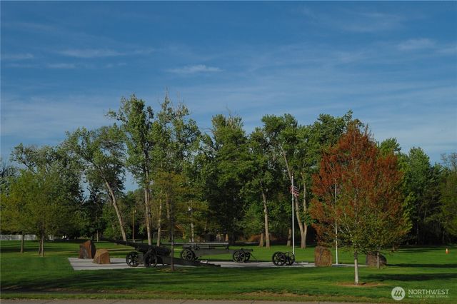 711 SE Swainson Lane, College Place, WA 99324