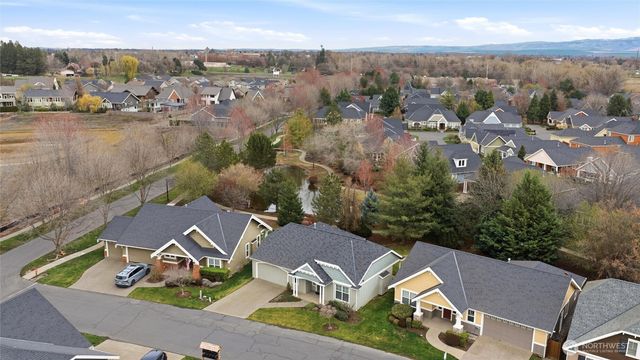 711 SE Swainson Lane, College Place, WA 99324