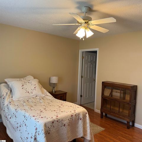 1101 Piedmont Park Road, Taylors, SC 29687
