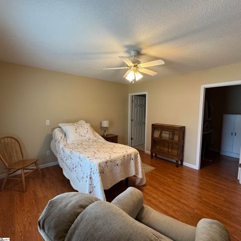 1101 Piedmont Park Road, Taylors, SC 29687