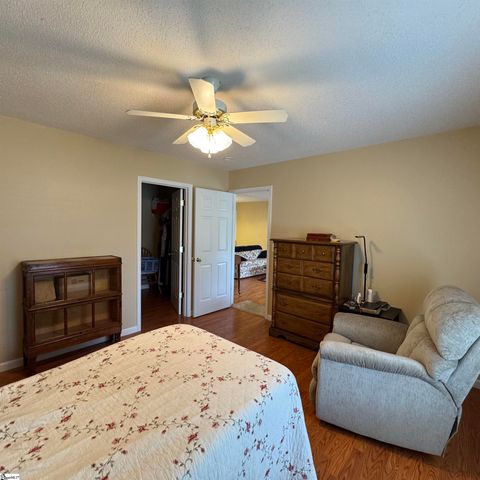 1101 Piedmont Park Road, Taylors, SC 29687