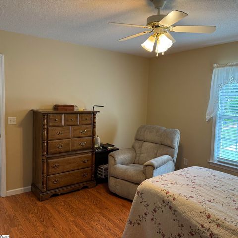 1101 Piedmont Park Road, Taylors, SC 29687