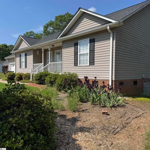 1101 Piedmont Park Road, Taylors, SC 29687