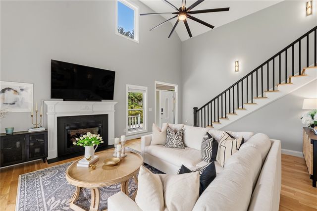 123 Pineridge Pointe Drive, Seneca, SC 29672