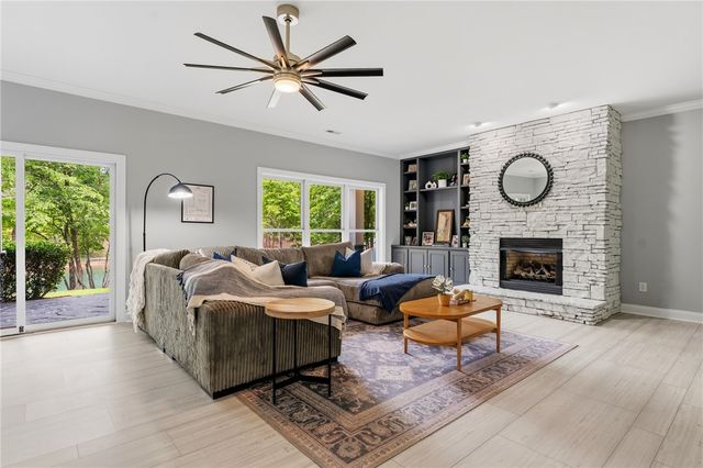 123 Pineridge Pointe Drive, Seneca, SC 29672