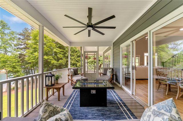 123 Pineridge Pointe Drive, Seneca, SC 29672