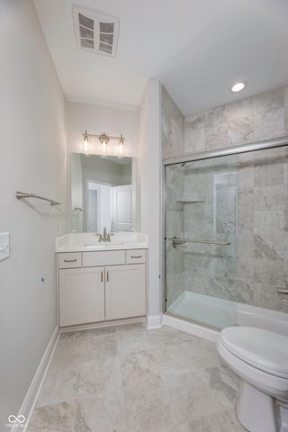 7066 Shenandoah Street, Zionsville, IN 46077