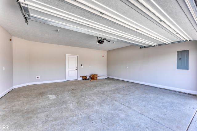 7066 Shenandoah Street, Zionsville, IN 46077