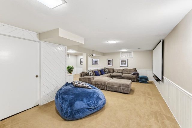 7113 Farmington Way, Madison, WI 53717