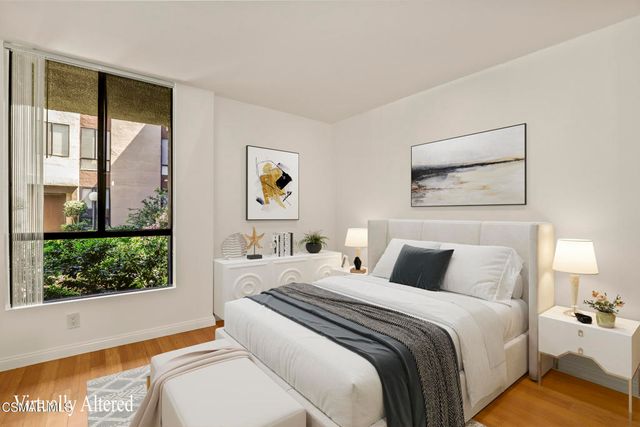 7826 Topanga Canyon Boulevard 103, Canoga Park, CA 91304