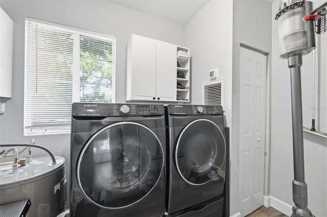 1709 NE LAMBRIGHT STREET, Tampa, FL 33610