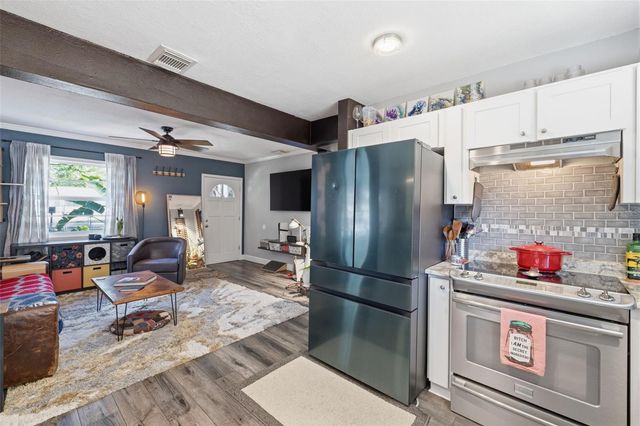 1709 NE LAMBRIGHT STREET, Tampa, FL 33610