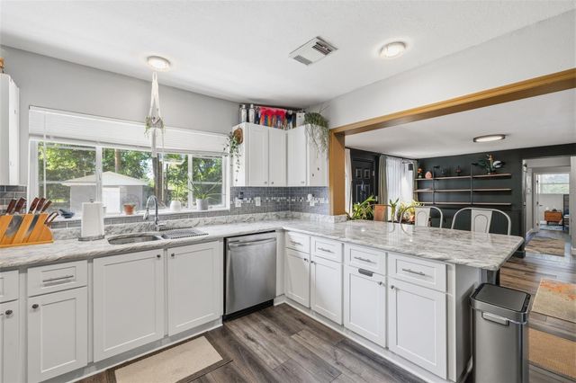 1709 NE LAMBRIGHT STREET, Tampa, FL 33610