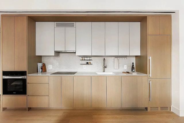 428 W 19th St Apt 7D, New York City, NY 10011