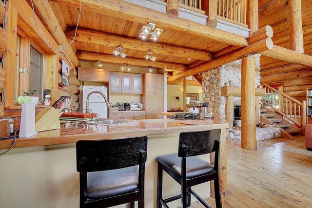 9844 Township Rd, Browns Valley, CA 95918