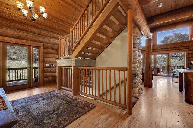 9844 Township Rd, Browns Valley, CA 95918