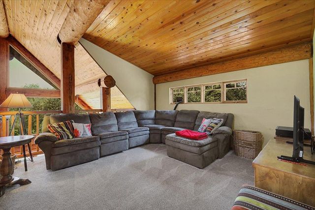 9844 Township Rd, Browns Valley, CA 95918