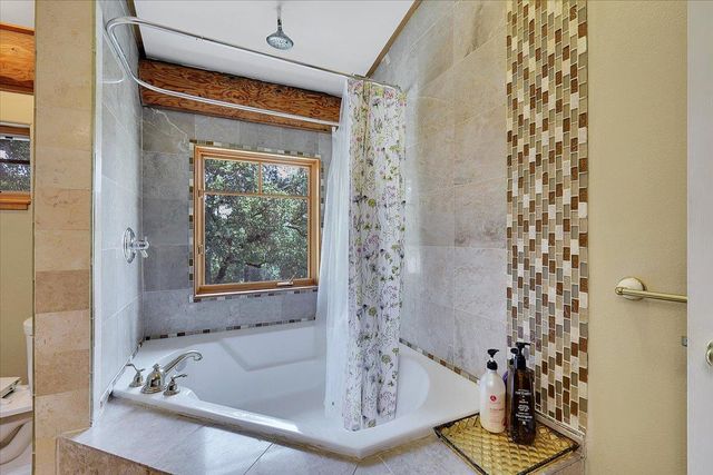 9844 Township Rd, Browns Valley, CA 95918
