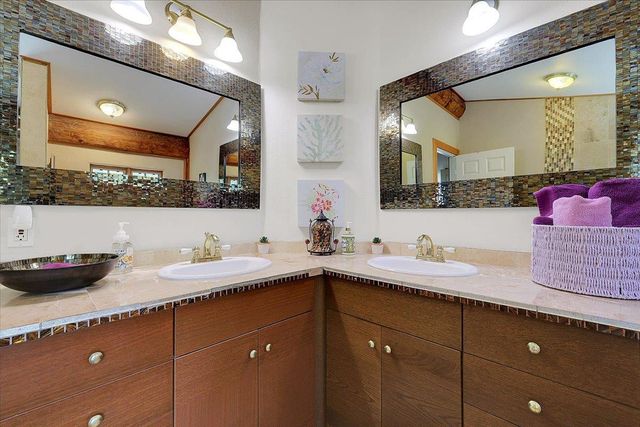 9844 Township Rd, Browns Valley, CA 95918