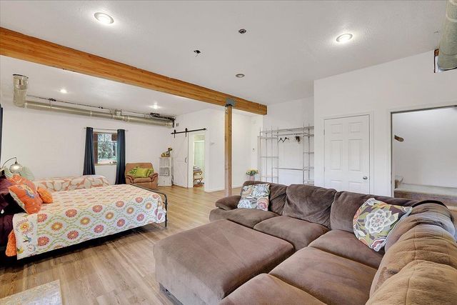 9844 Township Rd, Browns Valley, CA 95918