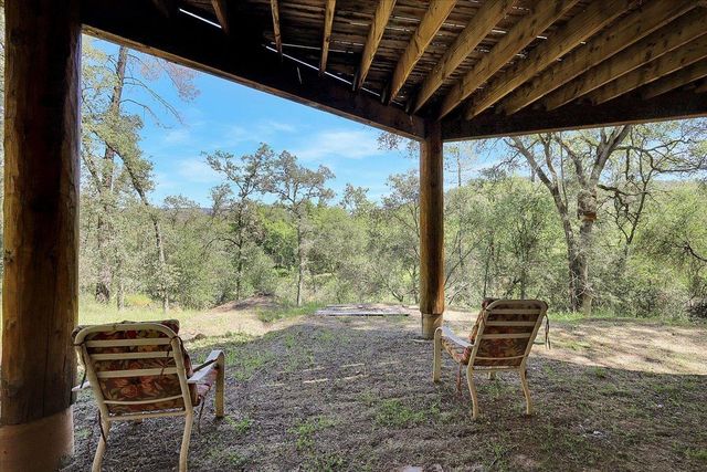 9844 Township Rd, Browns Valley, CA 95918
