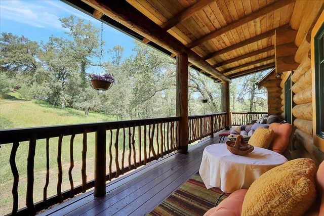 9844 Township Rd, Browns Valley, CA 95918
