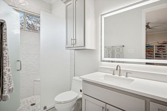 9545 Milltrail Drive, Dallas, TX 75238