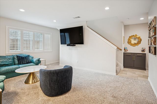 9545 Milltrail Drive, Dallas, TX 75238