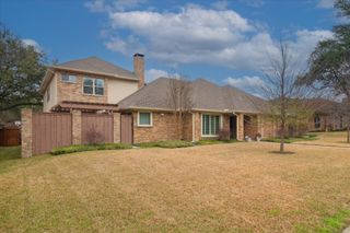 9545 Milltrail Drive, Dallas, TX 75238