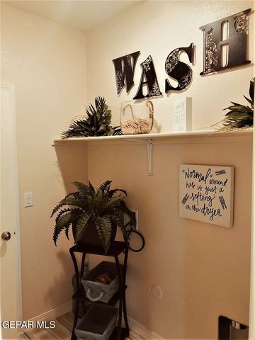 5972 Emmitt Smith Street, El Paso, TX 79924